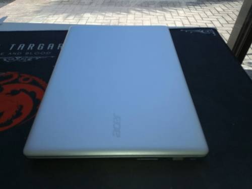 ***BRAND NEW***WOW, WHAT A BEAUTY!***ACER SWIFT 3*i5-6200U*6TH GEN i5*8GB RAM*256GB SSD*
